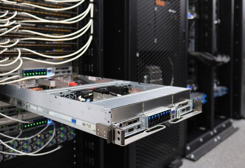 미국 산업통상자원부는 허가에도 불구하고 중국에 NVIDIA H200이 한 대도 배송되지 않았다고 밝혔다.