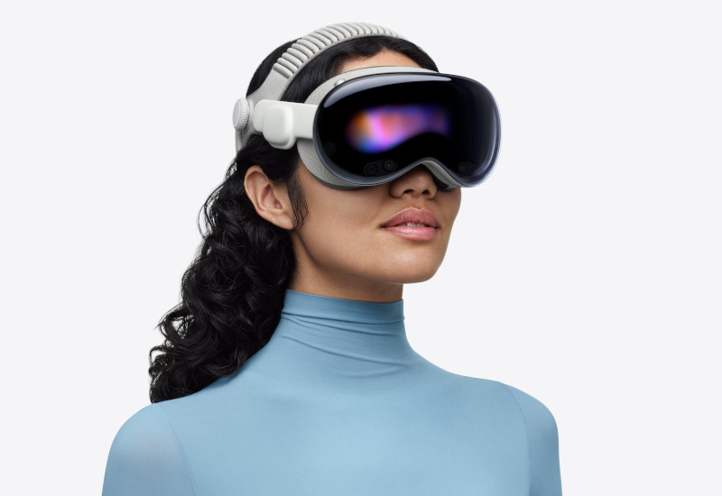애플은 다음 Vision Pro 출시를 2028년까지 연기하고 스마트 시계와 인공지능 장치에 집중했습니다