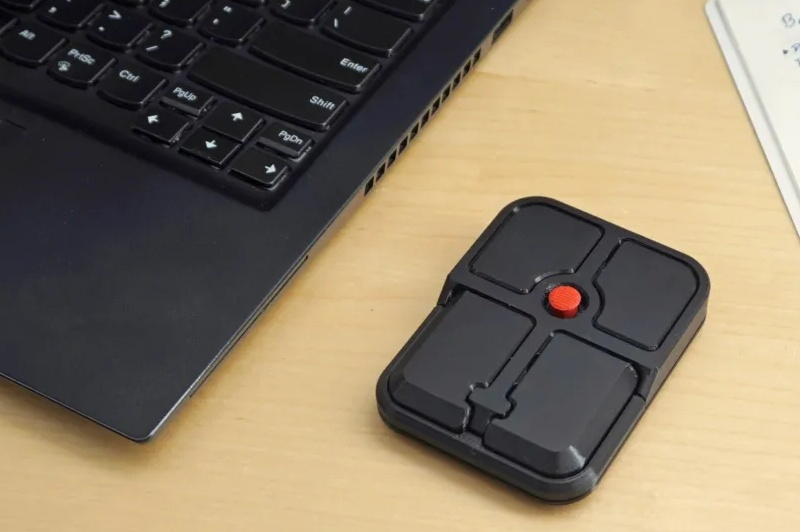 Ploopy는 ThinkPad의 상징적인 TrackPoint를 휴대용 마우스로 바꾸어 노트북에서 분리했습니다.