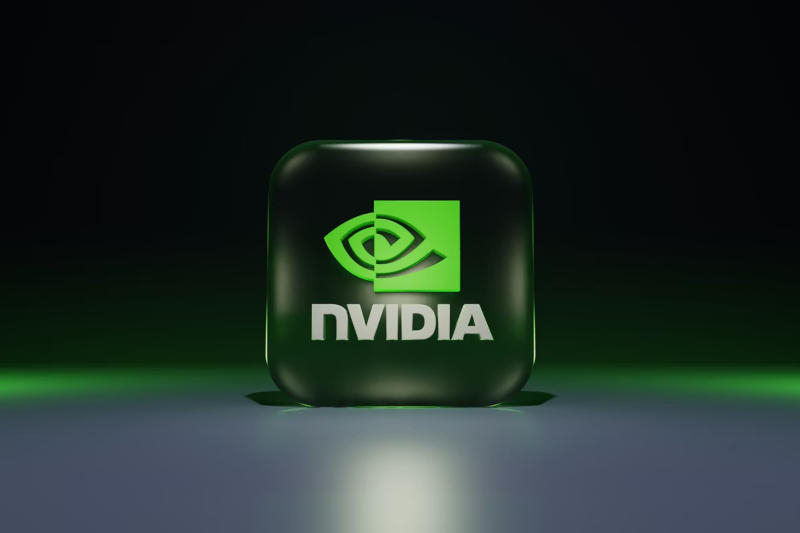 델과 레노버는 아임프로세서인 NVIDIA N1이 탑재된 노트북을 시장에 최초로 출시할 수 있다
