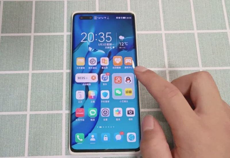 화웨이는 5500만 대가 넘는 모바일 기기에 하모니OS를 출시했습니다