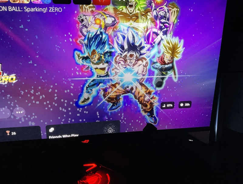 어소스는 포장 비용을 절감했고 이제 OLED 모니터가 1,299달러에 판매되면서 균열이 있는 상태로 배송됩니다