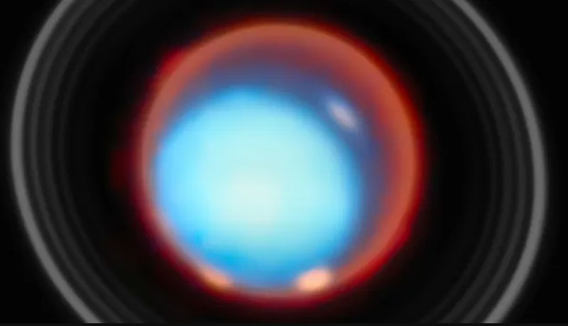 제임스 웨브는 북극광이 남쪽에서도 보이는 천왕성의 최초 3차원 맵을 만들었습니다