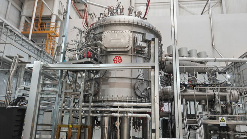 중국 회사가 최신 핵융합 반응기 개발에 성공했다고 발표했습니다