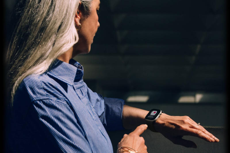 애플이 다시 마시모를 이겨 혈중 산소 수치 측정 정확성 경쟁에서 우위를 점했다