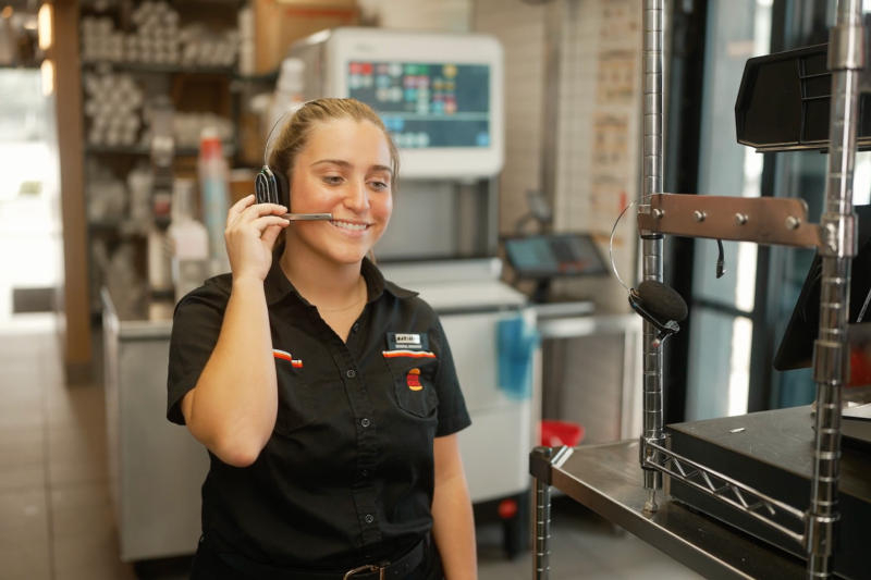 버거킹은 직원들이 “제발”과 “감사합니다”를 말하는지 확인하기 위해 인공지능을 사용할 예정입니다