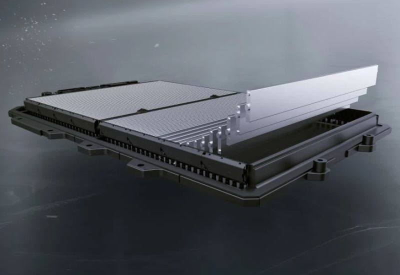 중국 제조업체 BYD는 리튬-철-인산 기반 Blade Battery 2.0을 출시했으며, 이 배터리는 9분 만에 97%까지 충전됩니다