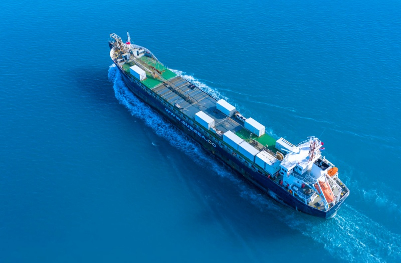 첫 37년의 작업은 최초의 대서양 횡단 광섬유 케이블이 사용 중지될 것임을 시사합니다