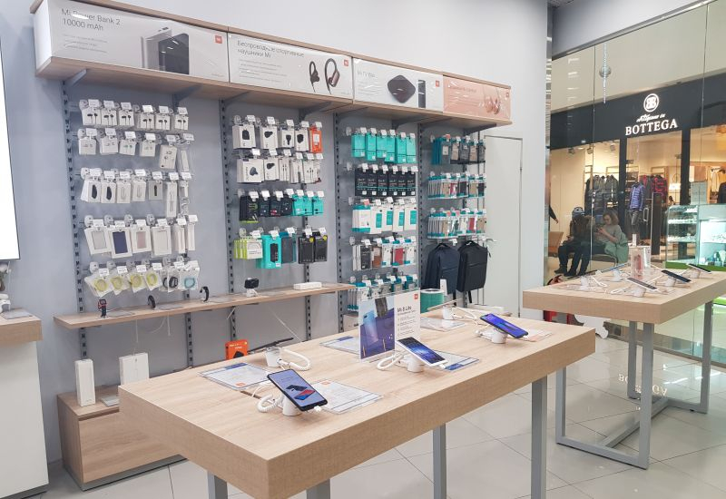 현재 연도에 개인용 컴퓨터 판매는 십년 최소 수준으로 떨어질 것이며, 가격은 17 % 상승할 것입니다—예산 시장은 영원히 회복을 잃을 수 있습니다