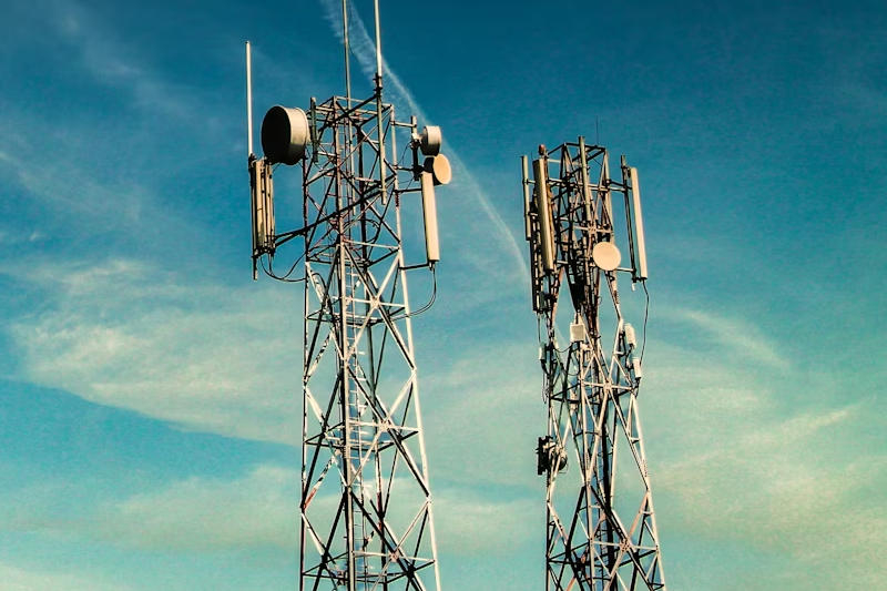 한국에서는 데이터가 완전히 초과되었을 때에도 이용할 수 있는 무료 기본 모바일 인터넷이 도입되었습니다