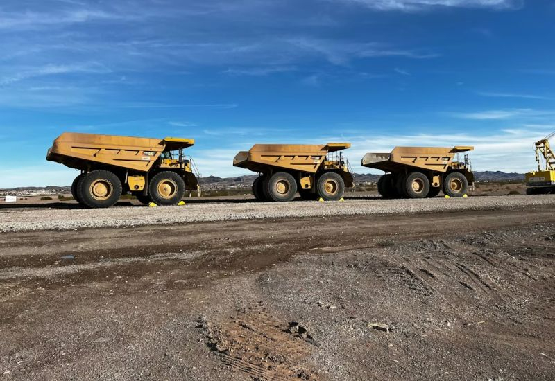 미국은 중국의 희토류 자원 독립을 위해 수십억 달러를 투자했고, 이 프로젝트는 수십 년간 계속될 수 있습니다